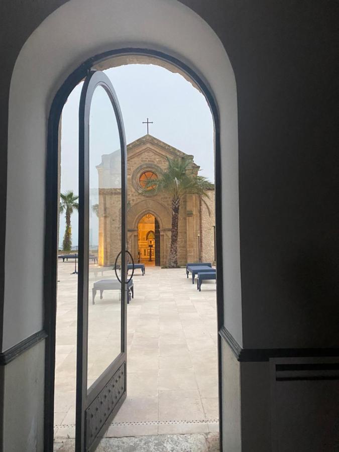 Castello Ducale Colonna Resort Ioppolo Giancaxio ภายนอก รูปภาพ